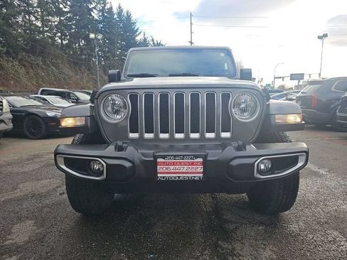 Used 2019 Jeep Wrangler Unlimited Sahara AWD/4WD image 22