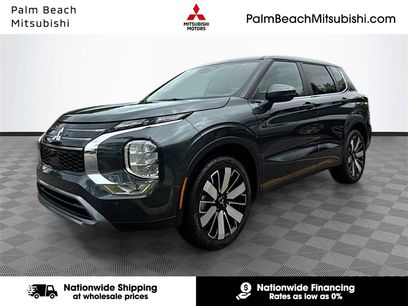 New 2025 Mitsubishi Outlander SE