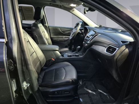 Used 2018 Chevrolet Equinox Premier AWD/4WD image 17