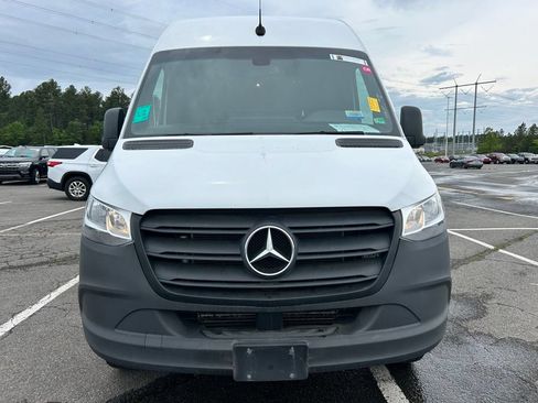 Used 2023 Mercedes-Benz Sprinter 2500 image 7