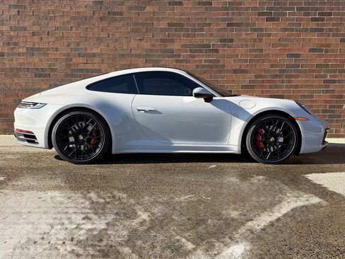Certified 2022 Porsche 911 Carrera 4S image 8
