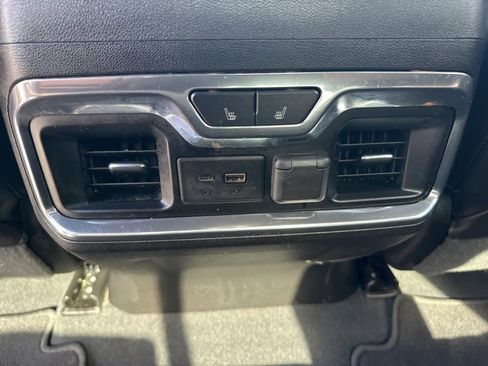 Used 2019 Chevrolet Silverado 1500 High Country w/ Technology Package image 39