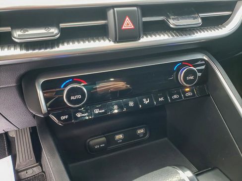 Used 2022 Kia K5 GT-Line w/ GT-Line FWD Premium Package image 15