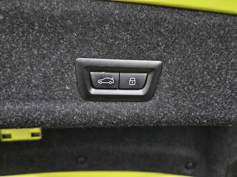 Used 2023 BMW M3 Competition w/ M Carbon Exterior Package image 42