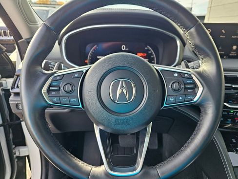 Used 2023 Acura MDX SH-AWD w/ Advance Package image 25