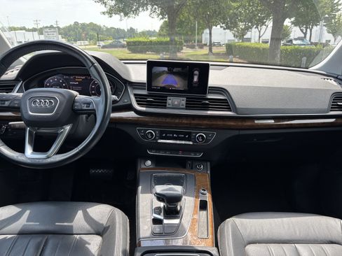 Used 2018 Audi Q5 2.0T Premium Plus w/ Premium Plus Package AWD/4WD image 31