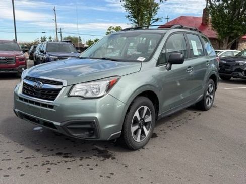 Used 2017 Subaru Forester 2.5i w/ Alloy Wheel Package AWD/4WD image 5
