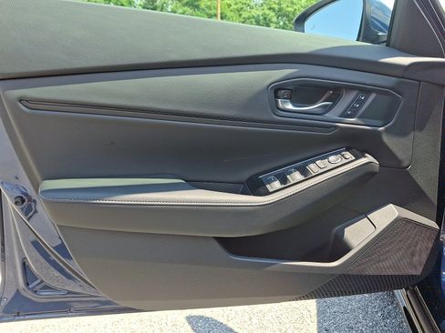Used 2025 Honda Accord Touring image 12