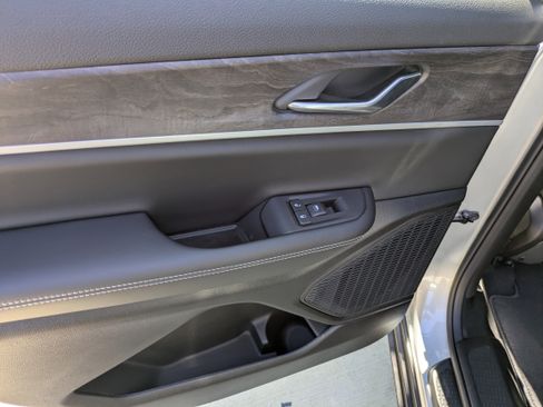 New 2025 Jeep Grand Cherokee L Limited image 11