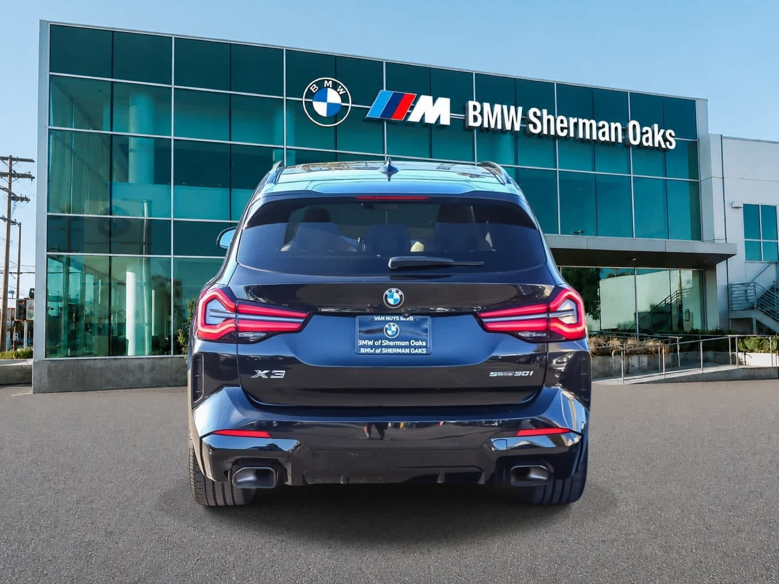 Used 2023 BMW X3 sDrive30i w/ M Sport Package RWD image 5