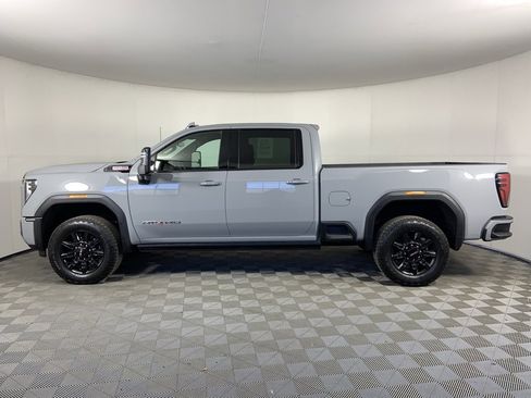 Used 2024 GMC Sierra 2500 AT4 w/ AT4 Premium Plus Package image 6