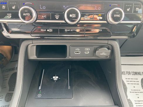 New 2025 Honda Pilot Elite image 14