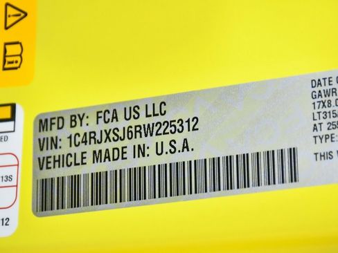 Used 2024 Jeep Wrangler Unlimited Rubicon 392 image 17