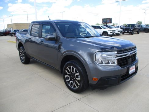 Used 2022 Ford Maverick Lariat w/ Lariat Luxury Package FWD image 11