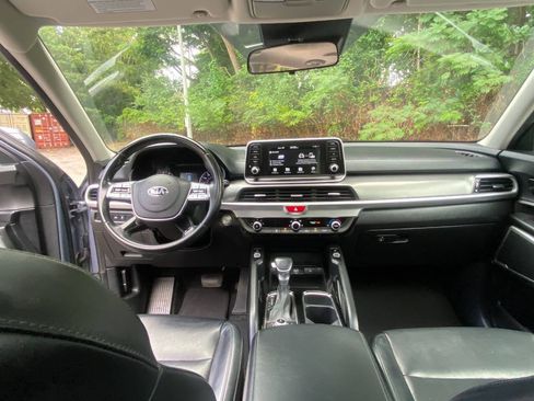 Used 2020 Kia Telluride S AWD/4WD image 46