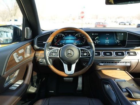 Certified 2023 Mercedes-Benz GLS 580 4MATIC image 21