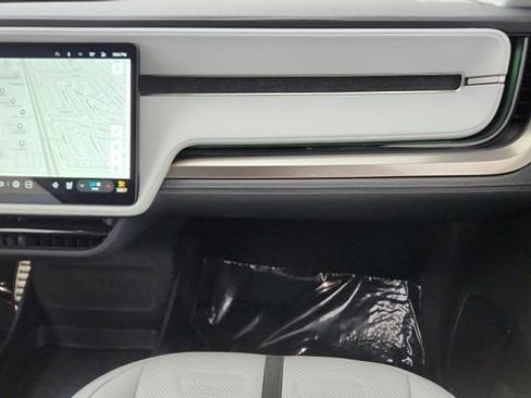 Used 2024 Rivian R1S Adventure image 65