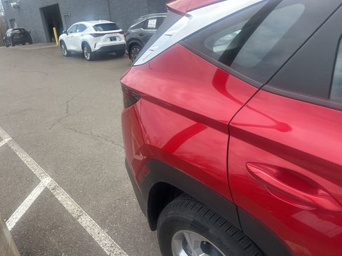 Used 2022 Hyundai Tucson SE image 11