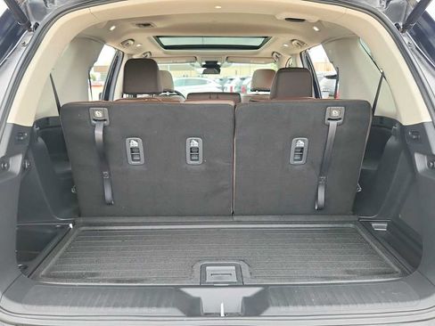 Used 2025 Honda Pilot Elite image 31