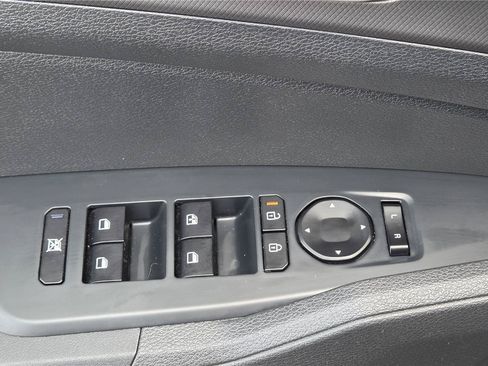 Certified 2026 Kia Sportage LX FWD image 14