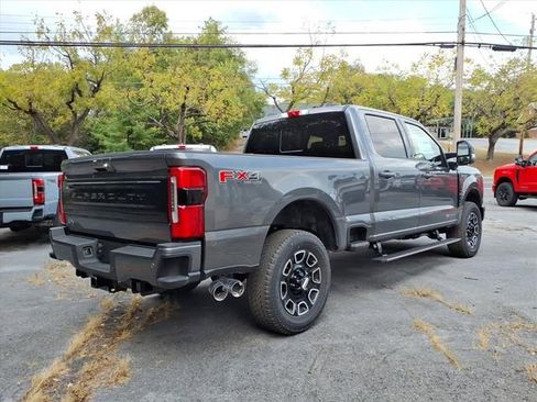 New 2026 Ford F250 Platinum AWD/4WD image 3