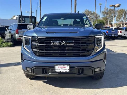 New 2026 GMC Sierra 1500 Elevation w/ LPO, Elevation Black Package image 7