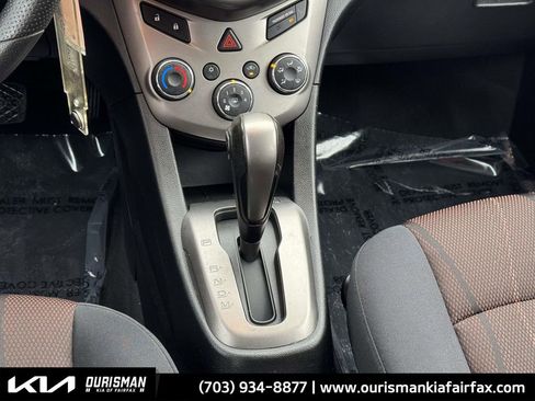 Used 2015 Chevrolet Sonic LT image 13