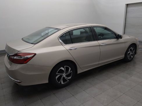 Used 2016 Honda Accord LX image 10