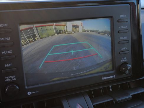 Certified 2020 Toyota RAV4 LE image 30