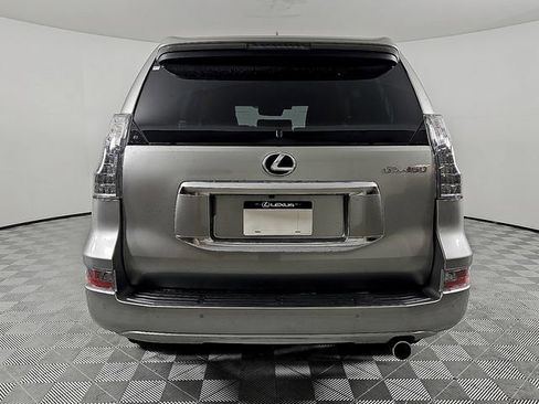 Used 2022 Lexus GX 460 Premium w/ Premium Package image 5