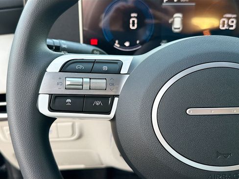 New 2026 Hyundai Tucson SEL image 32