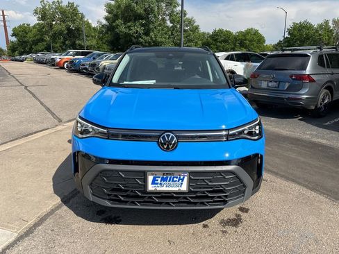 New 2025 Volkswagen Taos SE image 8