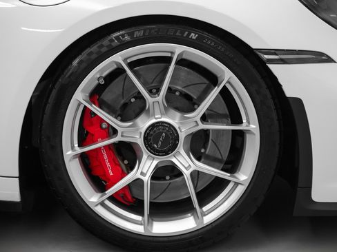 Used 2022 Porsche 911 GT3 image 19