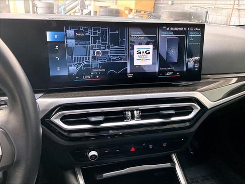 Used 2023 BMW i4 eDrive40 RWD image 34