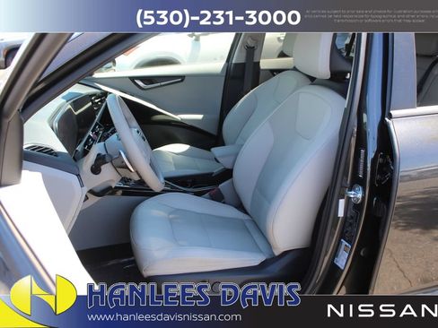Used 2023 Kia Niro Wind FWD image 13