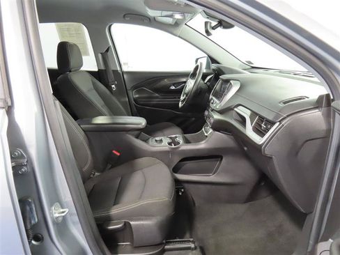Used 2023 GMC Terrain SLE FWD image 35