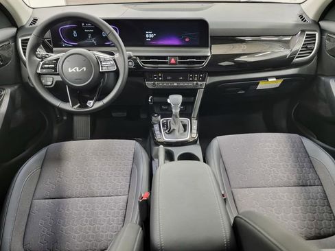 New 2026 Kia Seltos S image 21