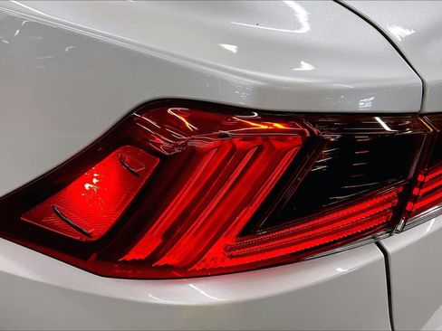 Used 2018 Lexus IS 300 w/ Accessory Package 2 RWD image 28