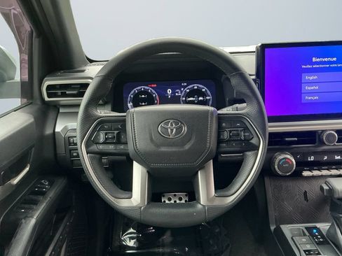 Used 2024 Toyota Tacoma TRD Sport AWD/4WD image 14