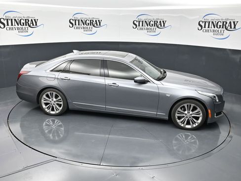Used 2018 Cadillac CT6 Platinum AWD/4WD image 16