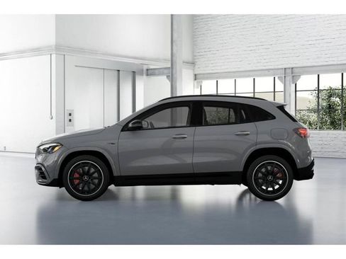 New 2026 Mercedes-Benz GLA 35 AMG 4MATIC image 34