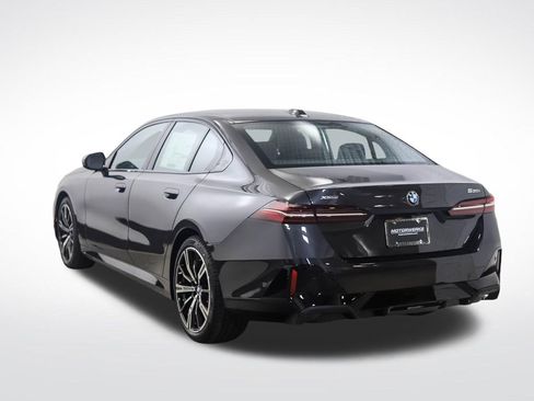 Used 2026 BMW 530i xDrive AWD/4WD image 3