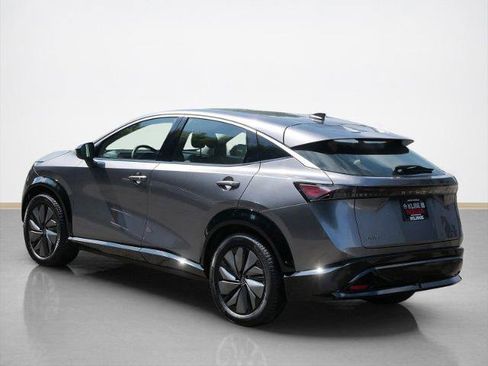 Certified 2023 Nissan Ariya FWD image 5