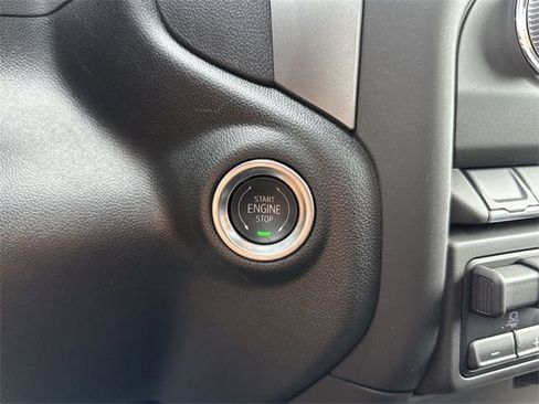 New 2025 GMC Sierra 3500 Pro w/ Convenience Package image 16