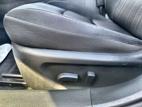 Used 2025 Nissan Altima 2.5 SV image 21