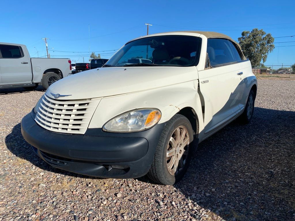 Used 2005 Chrysler PT Cruiser Touring FWD image 2