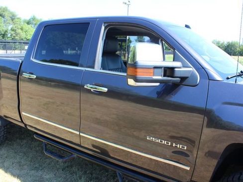 Used 2015 Chevrolet Silverado 2500 LTZ w/ Duramax Plus Package AWD/4WD image 7