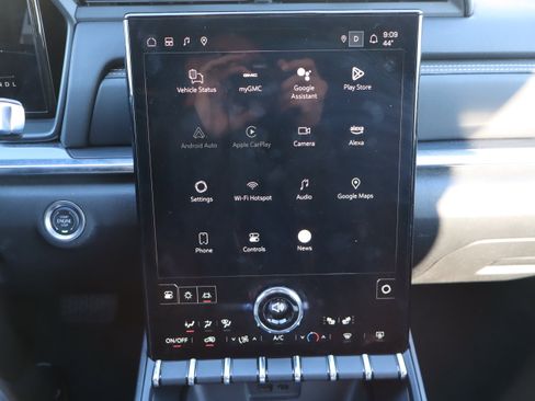 Certified 2025 GMC Terrain Elevation image 25