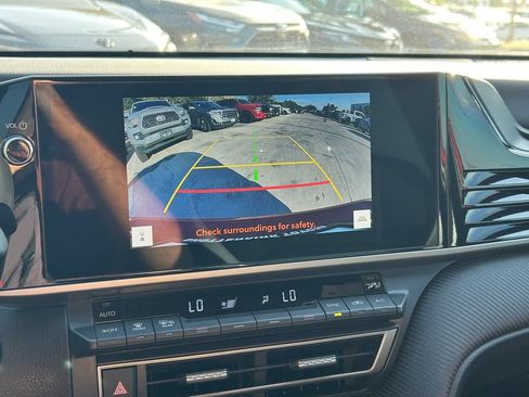 Used 2026 Toyota Camry SE w/ Multimedia Upgrade Package AWD/4WD image 33