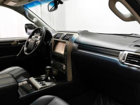 Used 2014 Lexus GX 460 AWD/4WD image 17